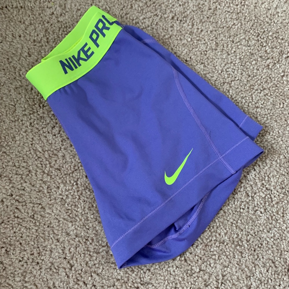 Nike pro spandex shorts